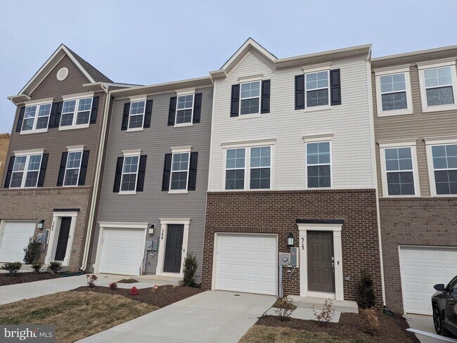 Building Photo - 513 Seeback Dr