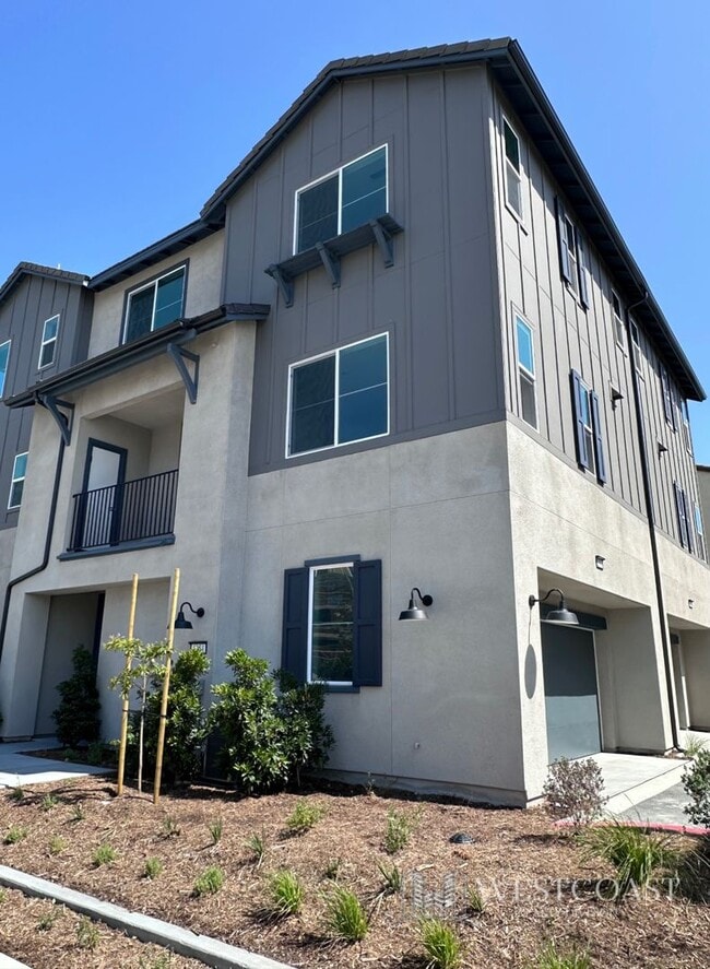 Building Photo - 5954 Catskills Ct
