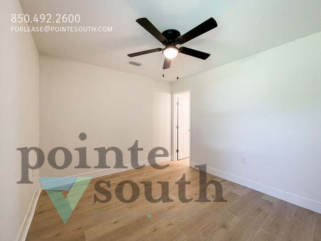 Building Photo - 2BD/2BA duplex in Elberta