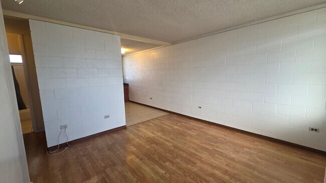 Building Photo - Pearl Ridge 2 Bedroom at Harbor Vista.