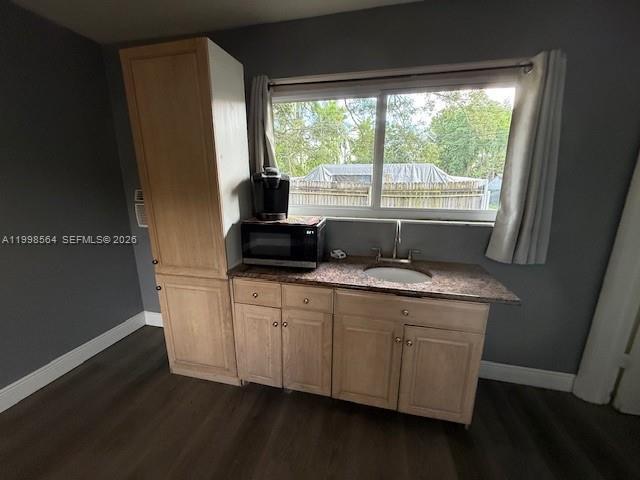 Building Photo - 4148 SW 24th St