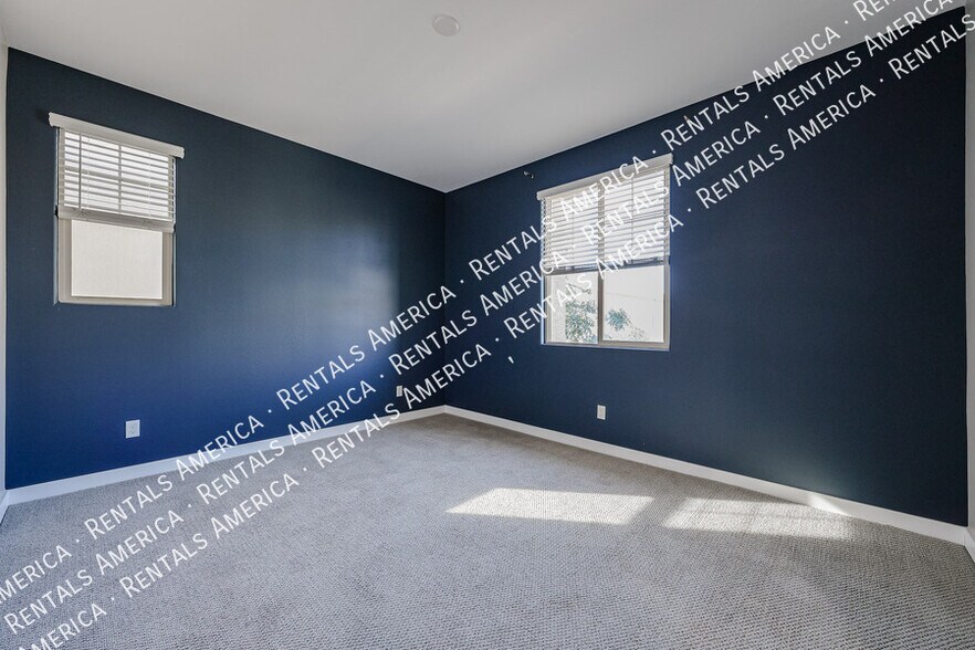 Building Photo - 1026 E Weatherby Way