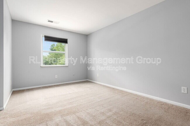 Building Photo - 1340 Baja Ln