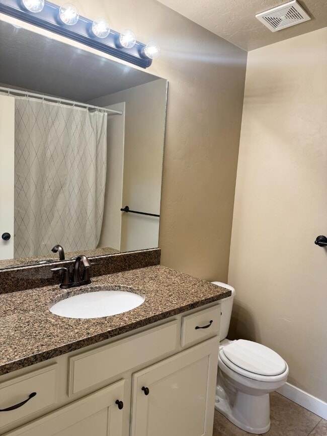 Building Photo - 855 Pantani Ct