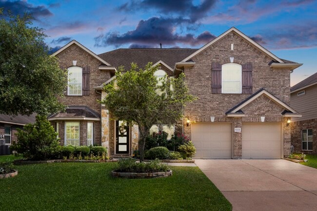Primary Photo - 6223 Pinewood Heights Dr