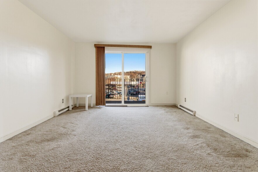 Building Photo - 36 Essex St