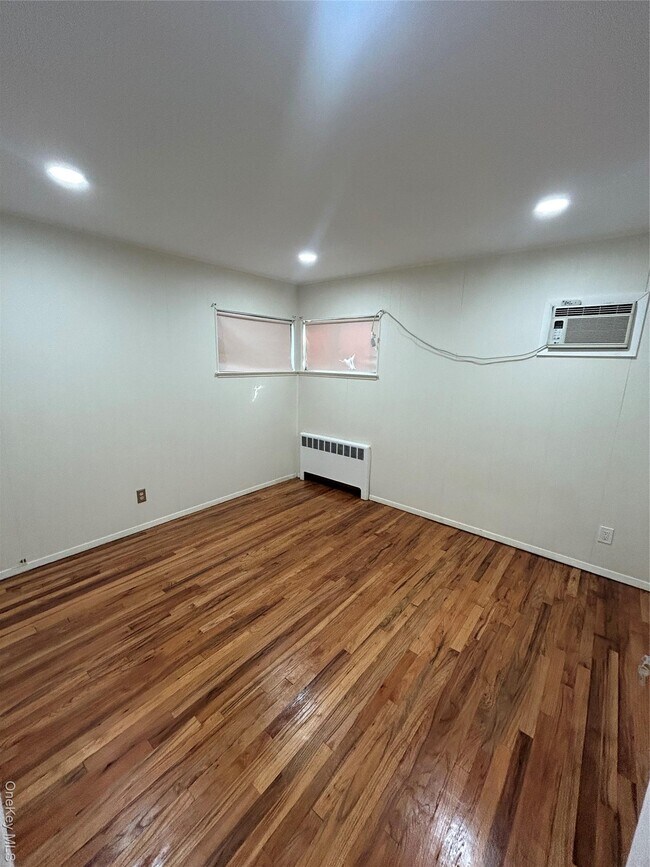 Building Photo - 420 Pennsylvania Ave