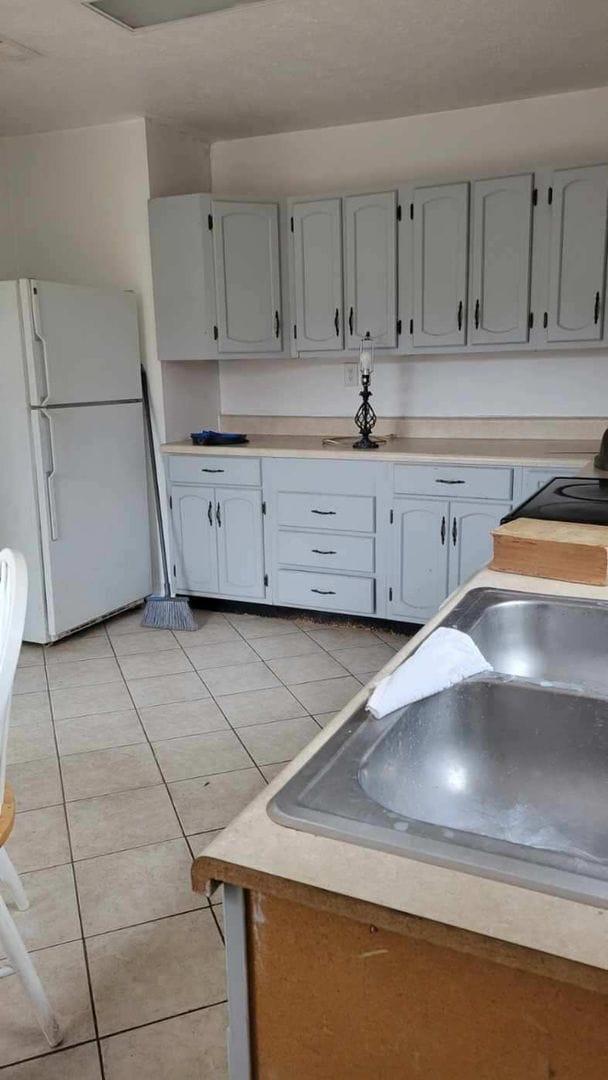 Building Photo - 2/1 Duplex for rent