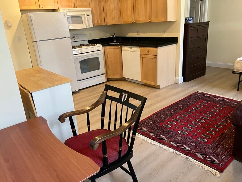 Building Photo - 16 Chauncy St