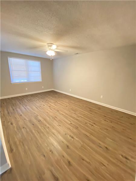 Building Photo - 2137 Bolling St