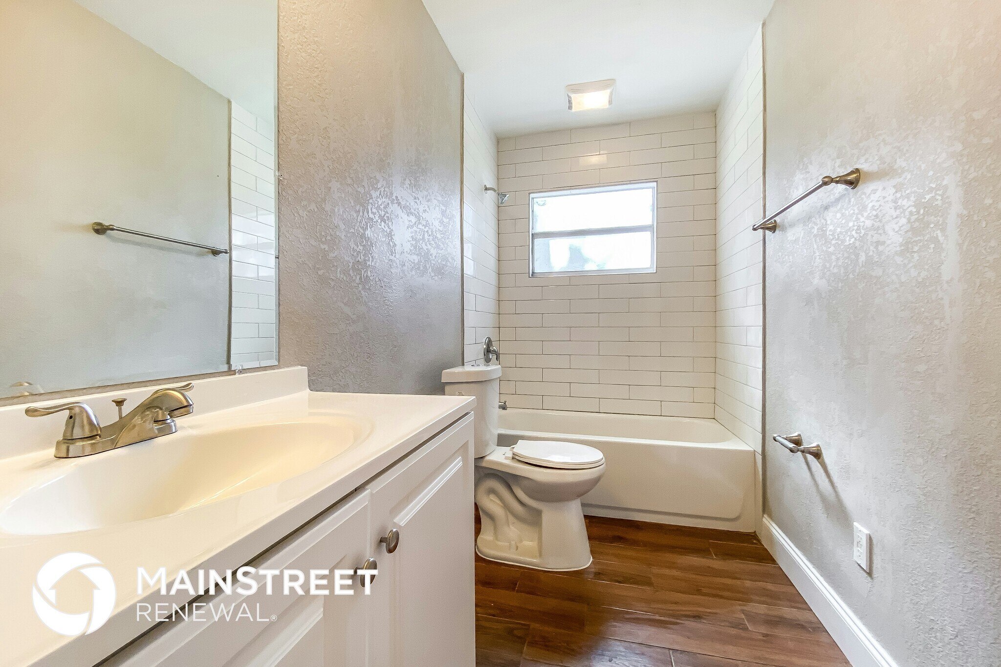 Building Photo - 601 Vining St