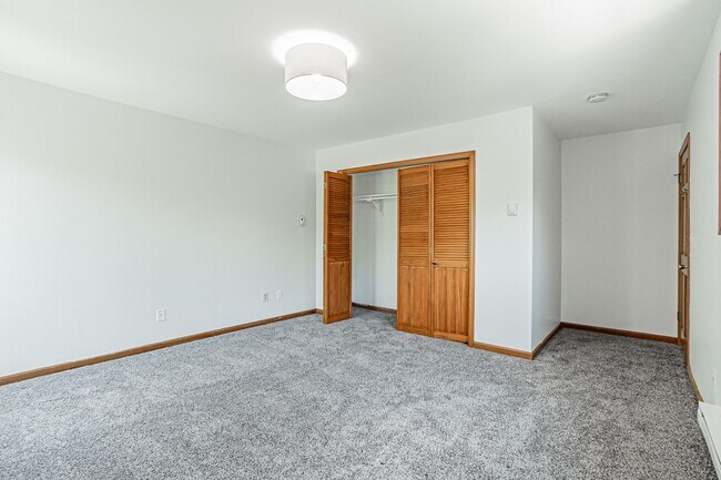 Building Photo - 3BD, 2.5BA Boulder Townhome with 2 Parking Spots