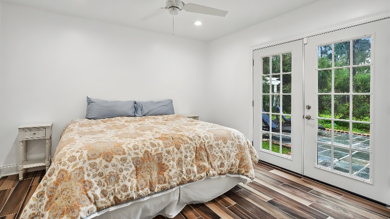 Building Photo - 126 Rue De La Paix