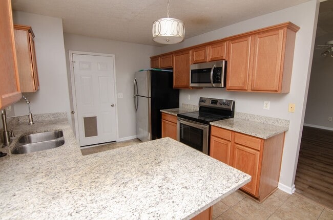 Building Photo - 1912 Portview Dr