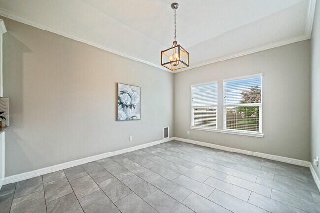 Building Photo - 3922 Pennine Way