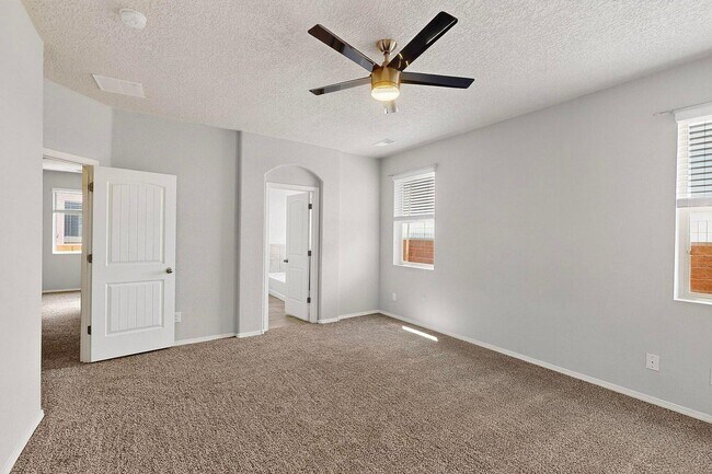 Building Photo - 6736 Tempe Ave NW