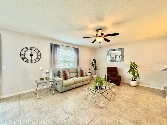 Building Photo - 10509 Carloway Hills Dr