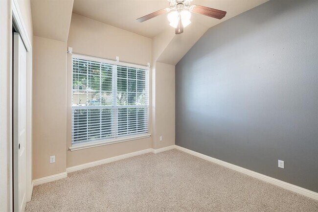 Building Photo - 4211 Buckskin