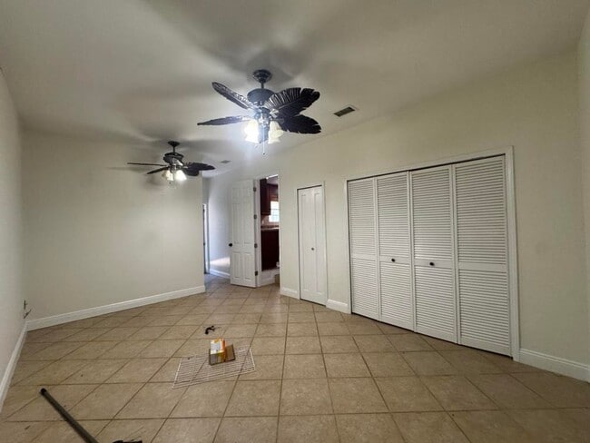 Building Photo - Beautiful Beachside Home in Ormond Beach!