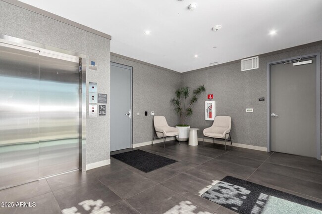 Building Photo - 19355 N 73rd Way