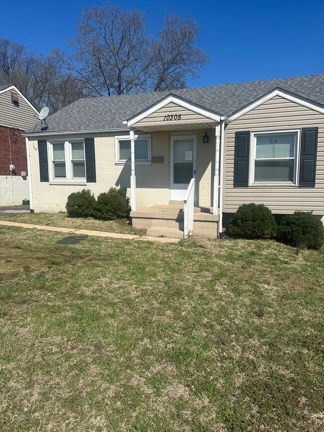 Primary Photo - 1 MONTH FREE WITH A 1 YEAR LEASE - 2 bed 1...
