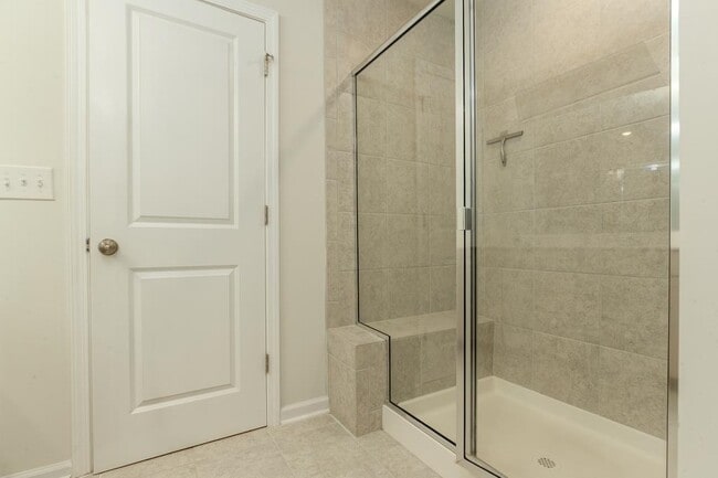 Building Photo - 5700 Redgum Dr