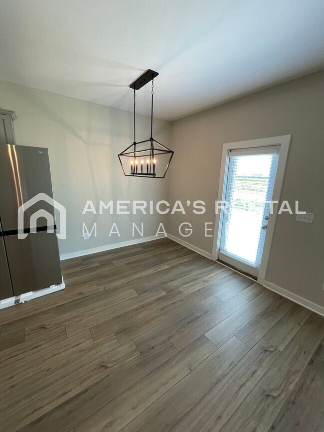 Building Photo - Home for Rent in Cullman, AL!! Available to View Now!!! SIGN A 13 MONTH LEASE BY 01/15/26 TO RECE...