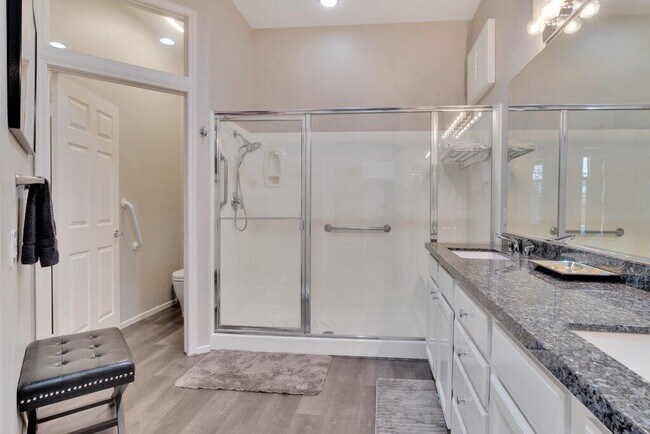 Building Photo - 39357 Mirage Cir