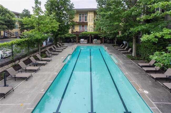 Building Photo - 1108 Milton Terrace SE