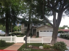 Building Photo - 4634 La Canada Blvd