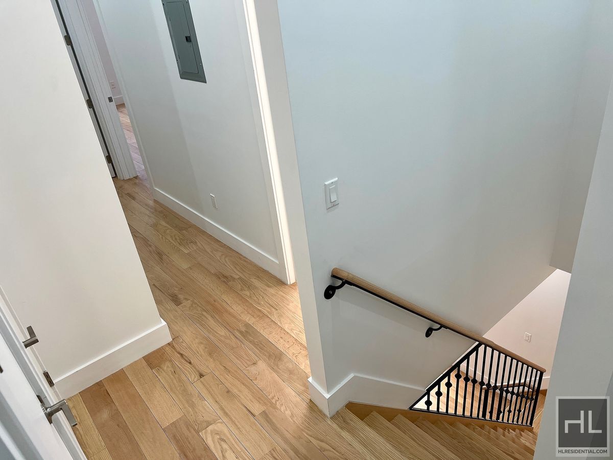 Building Photo - BEDFORD AVENUE