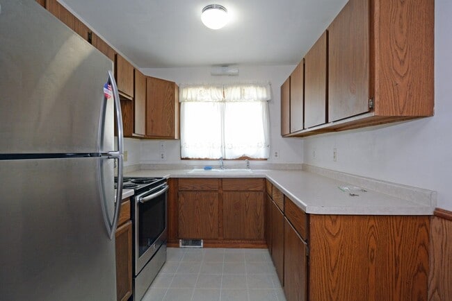 Building Photo - Beautiful 2-Bed 1-Bath Home Available Now in Monticello!