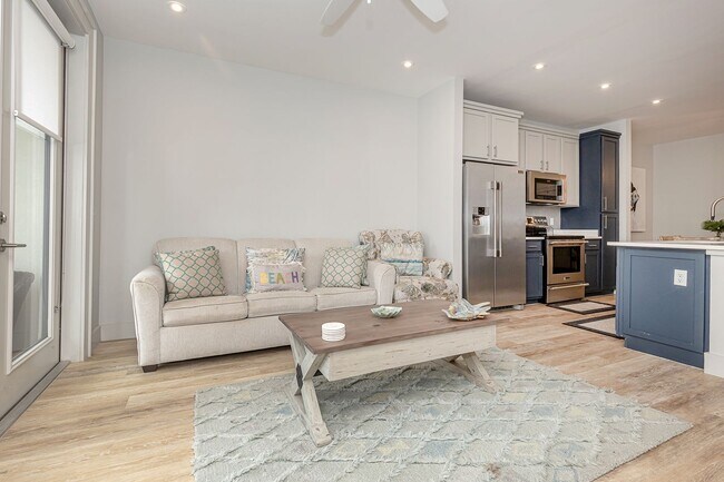 Building Photo - Fully furnished luxurious waterfront condo at The Inlet!