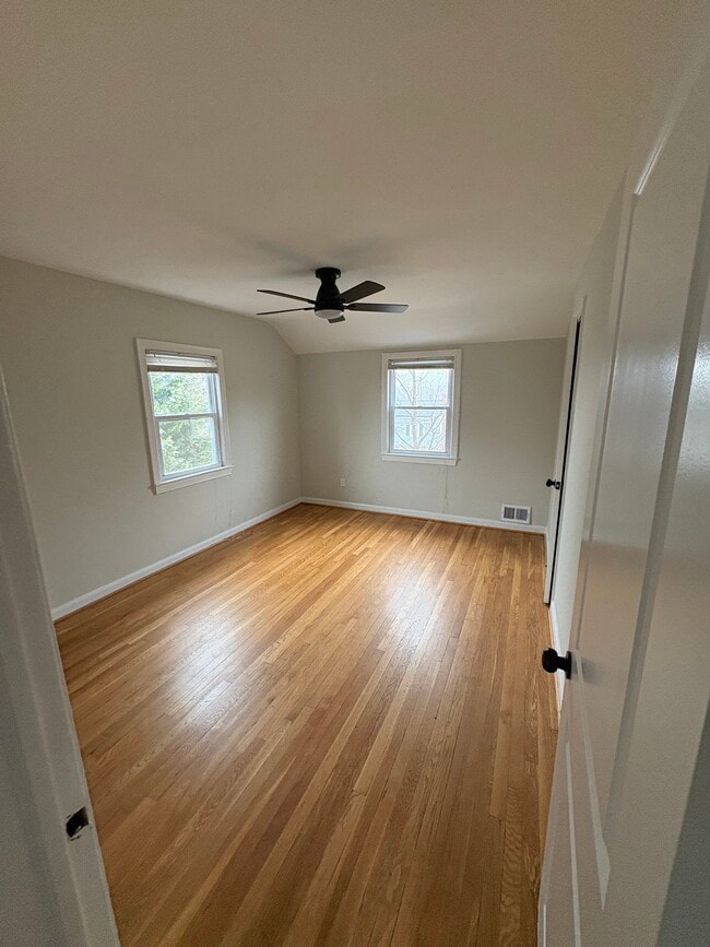 Building Photo - 2817 63rd Pl