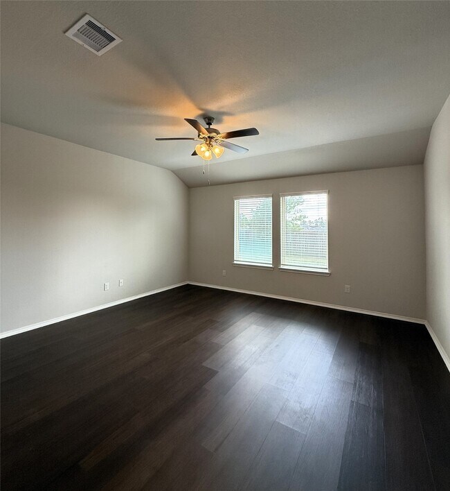 Building Photo - 11335 Dawn Beach Ln