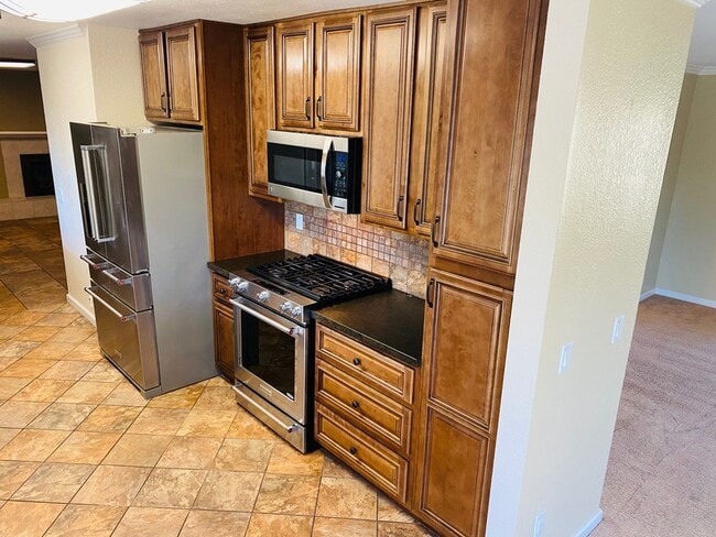 Building Photo - 1757 Burbank Ct