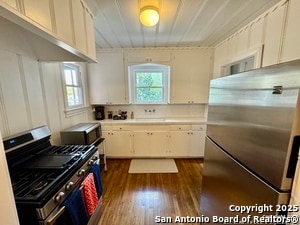 Building Photo - 118 Callaghan Ave