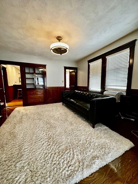 Building Photo - 4 Blakeville St