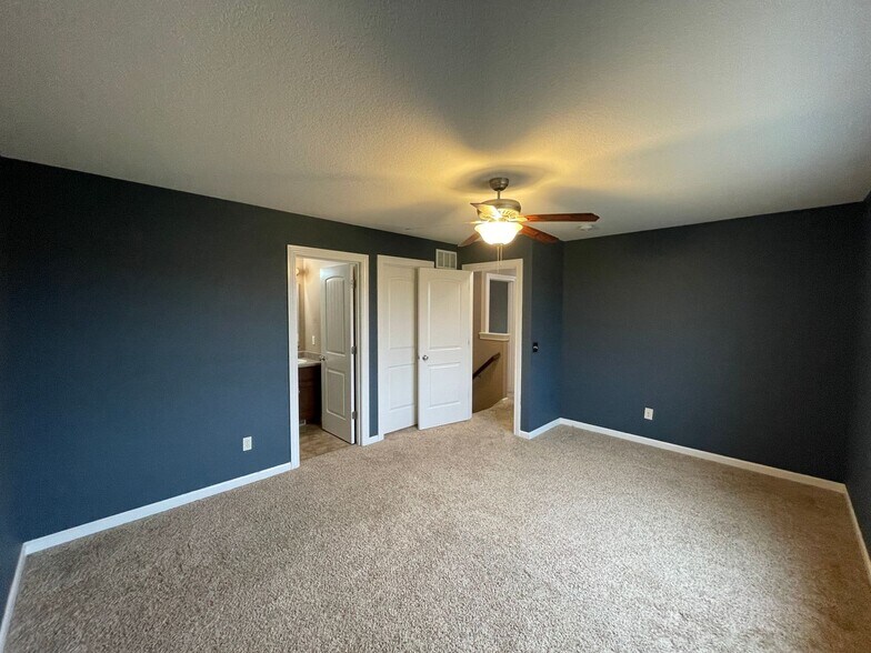 Building Photo - 2727 Stonecrop Road