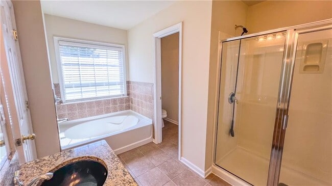 Building Photo - 11065 Brunson Dr