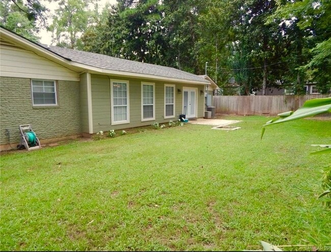 Building Photo - 776 Thora Blvd