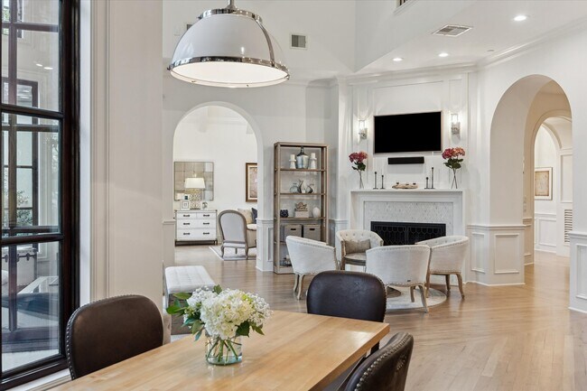 Building Photo - 20 Lacewood Ln