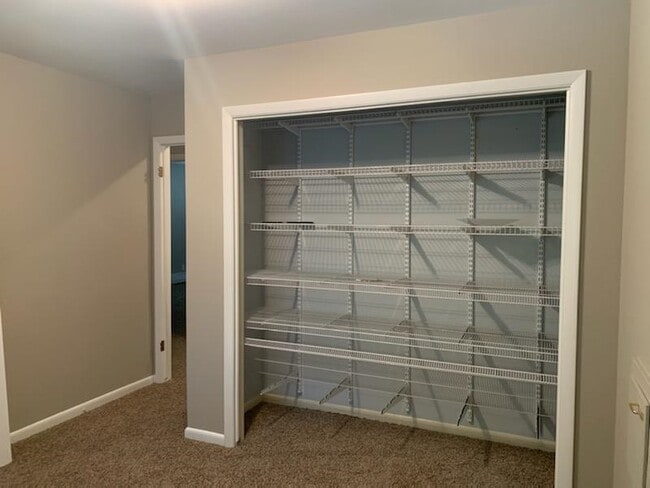 Building Photo - 1308 Shirley St