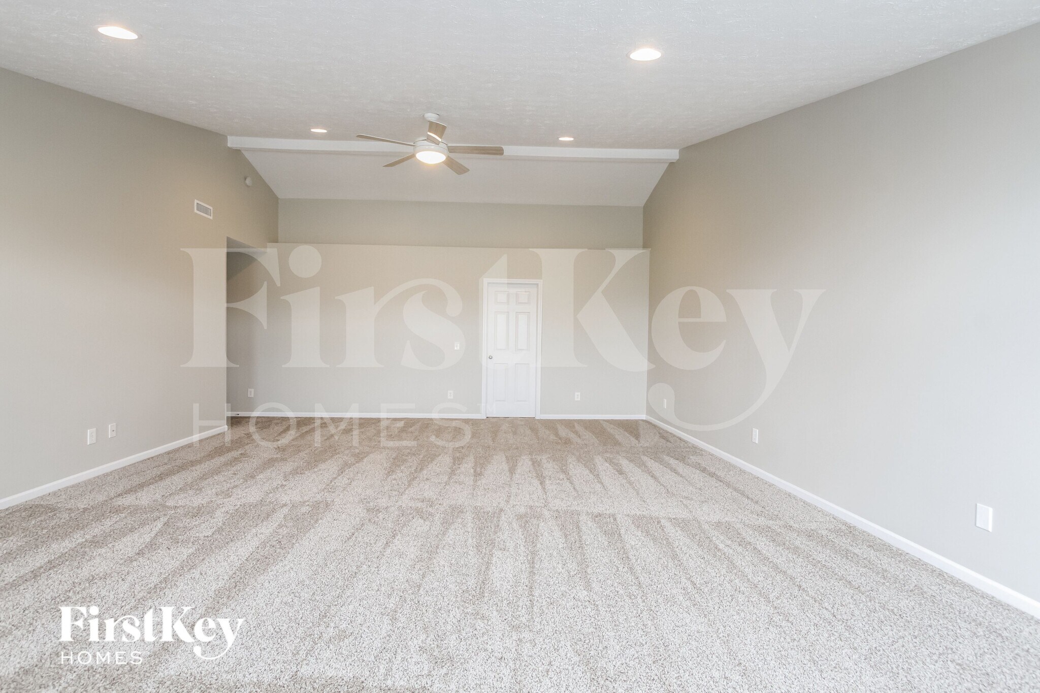 Building Photo - 3674 Pickwick Cir