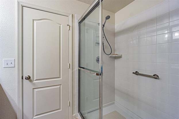 Building Photo - 7601 Muscovy Dr