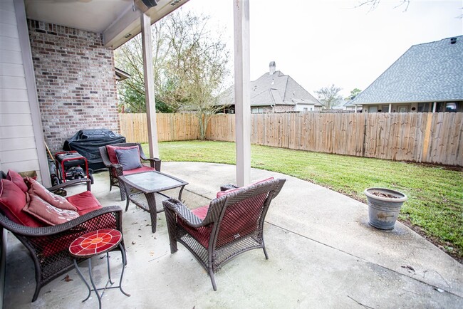 Building Photo - 12437 Old Millstone Dr