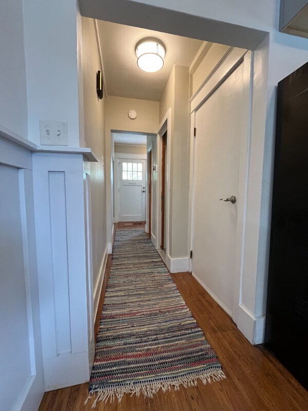 Building Photo - 1805 Baker Ave