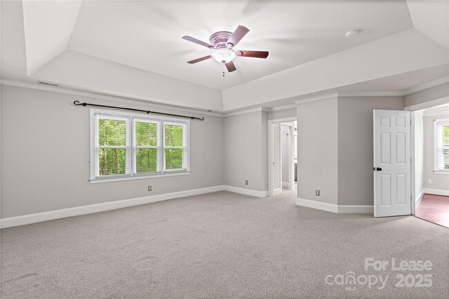 Building Photo - 3833 Denmeade Dr