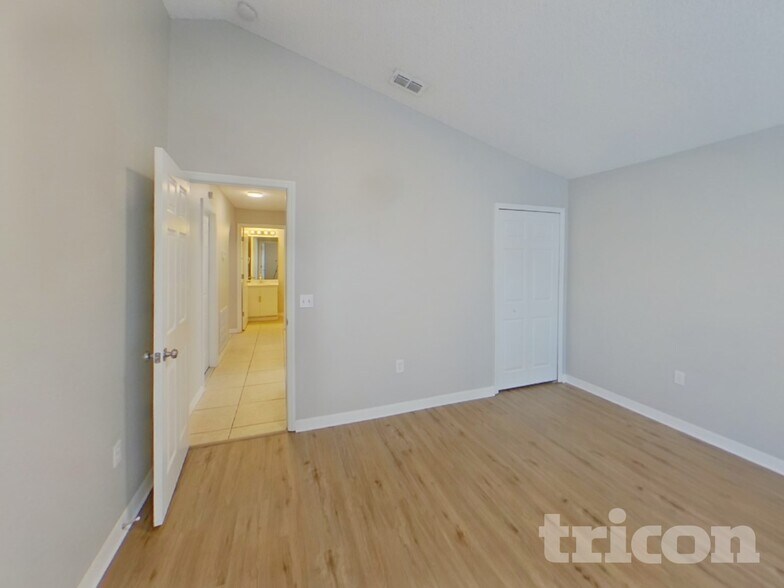 Building Photo - 6208 Cannoli Pl