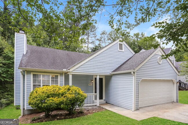 Building Photo - 661 Woodcrest Manor Dr